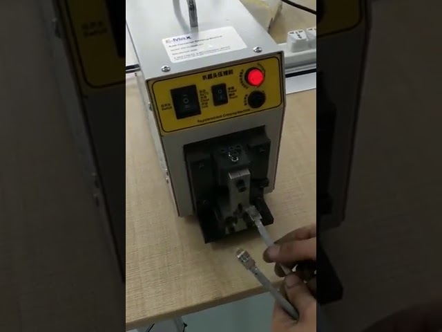Μηχανή Crimping RJ45 Connector
