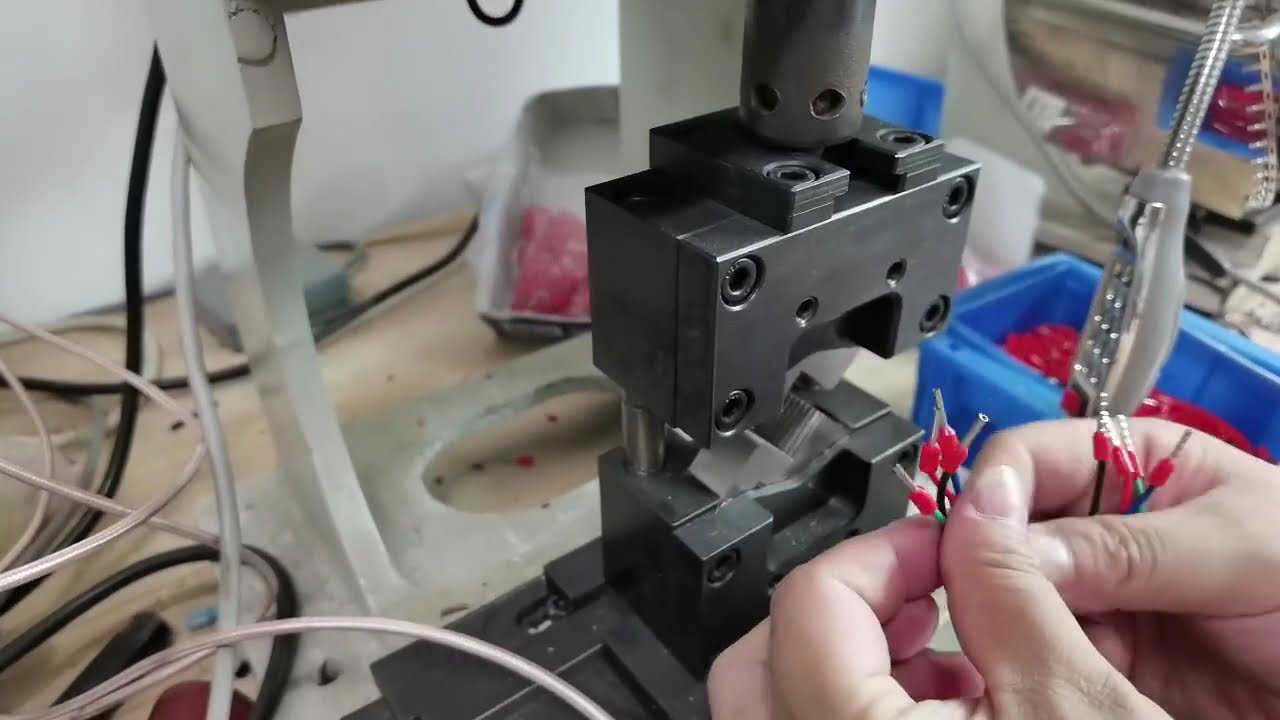 2T Terminal Machine + Quadrilateral Mold